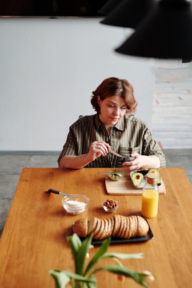 How to Cook for One without Wasting Food: Smart Solo Meal Tips